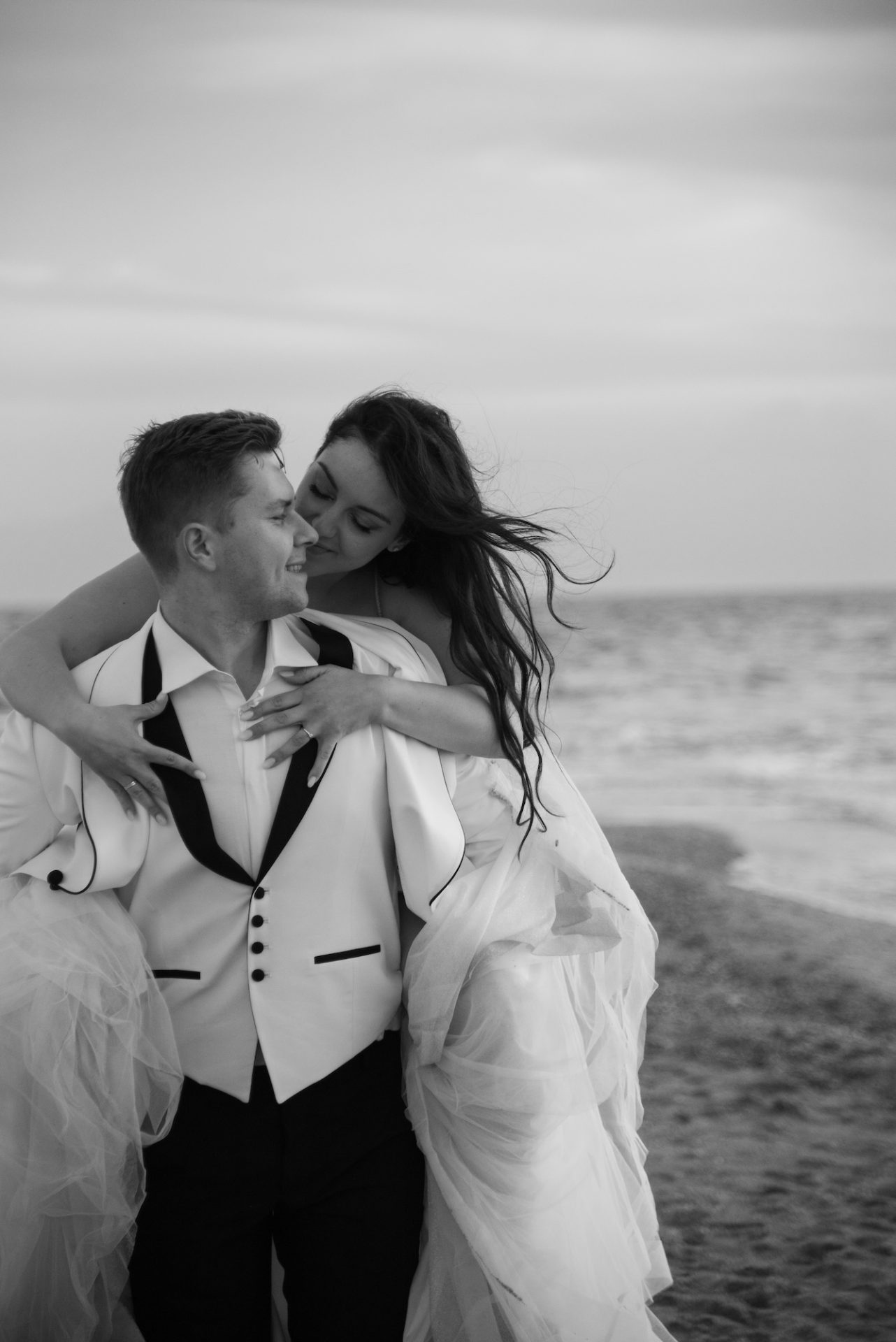 Romantic wedding ceremony by the sea in Paros, Greece – Lazarou G Photography